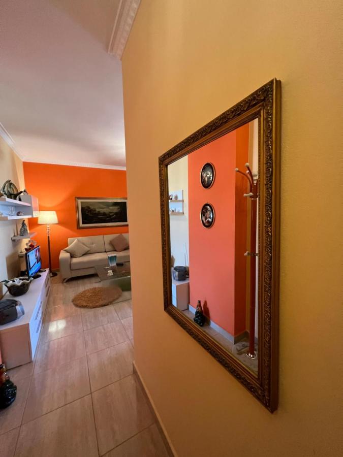 City Center Apartment In Shkodër Extérieur photo