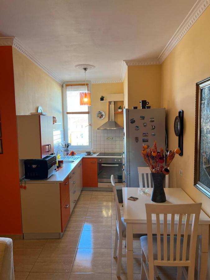 City Center Apartment In Shkodër Extérieur photo
