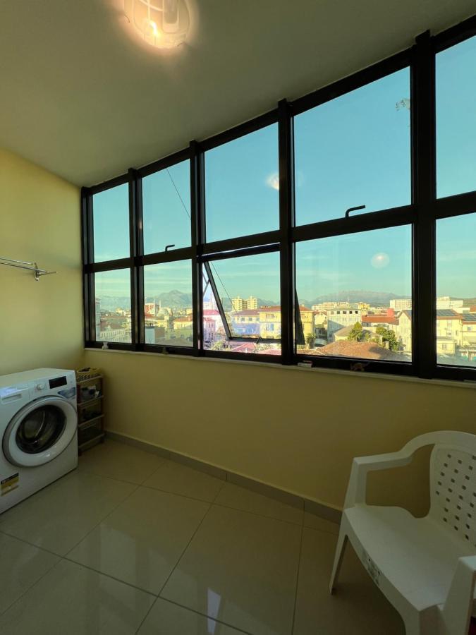 City Center Apartment In Shkodër Extérieur photo