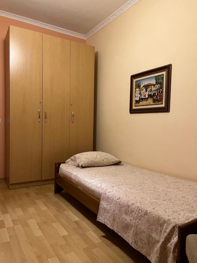 City Center Apartment In Shkodër Extérieur photo